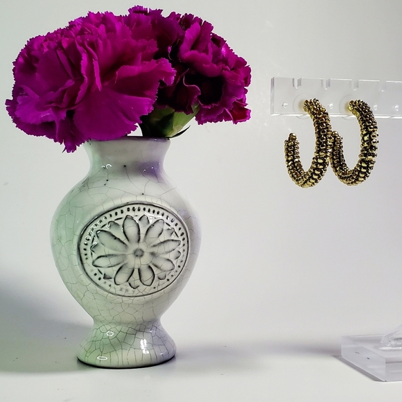 Gold Beaded Cluster Hoop Earrings NEW on Card - Picture 1 of 10